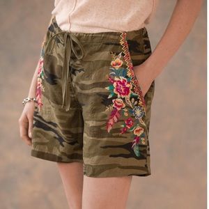 Johnny Was Linen Camo Shorts w/ Flower Embroidery